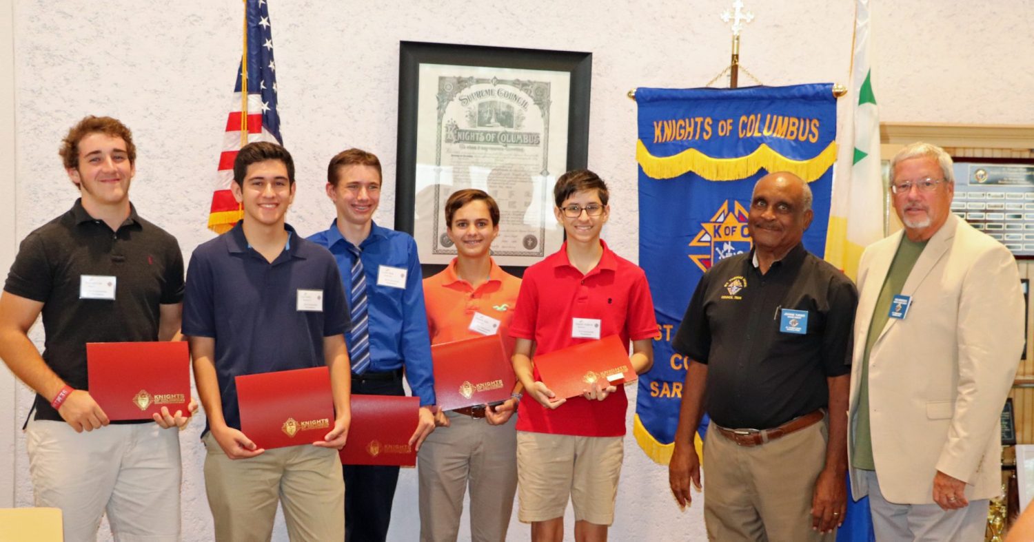 Knights awards 5 scholarships for Cardinal Mooney Diocese of Venice