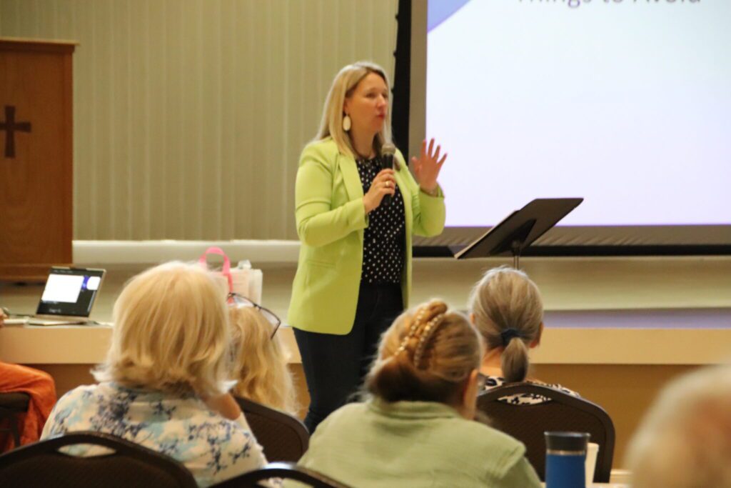 Dozens trained to advocate for life at abortion facilities Diocese of